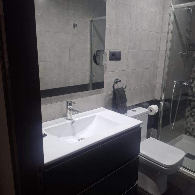 Céntrico apartamento con parking www venaoviedo es - Apartment mit 1 Schlafzimmer – Nichtraucher - 8