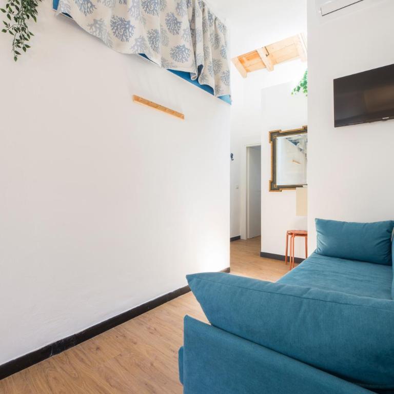 JOIVY Brand New 1-Bedroom Flat with Balcony next to the Bay of Silence - Appartamento con 1 Camera da Letto e Balcone - 8