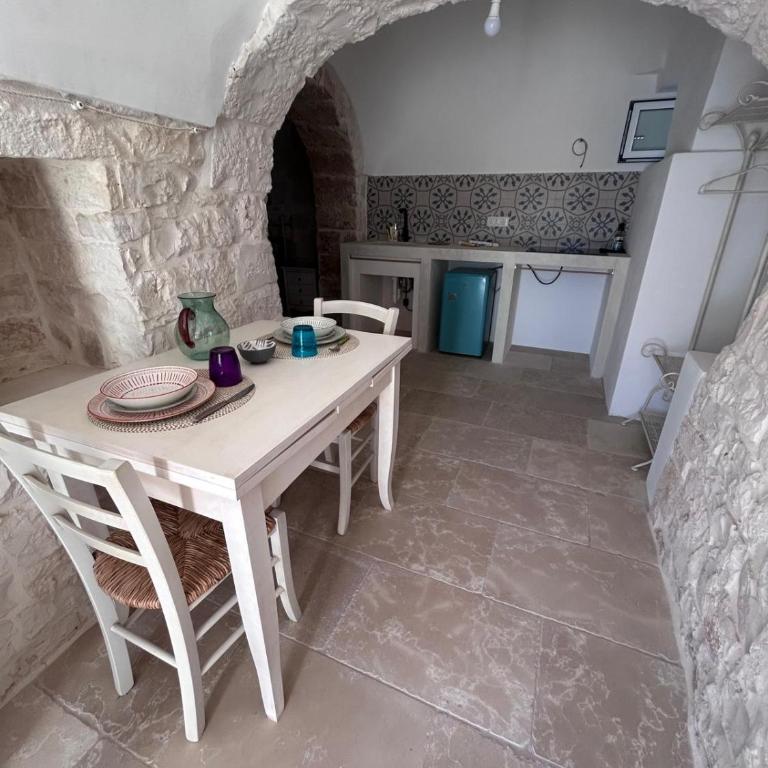 Dimora i trulli dell'ulivo - Camera Matrimoniale con Bagno Privato - 5