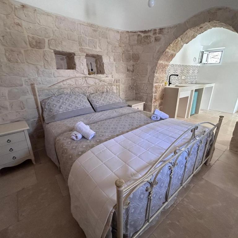 Dimora i trulli dell'ulivo - Camera Matrimoniale con Bagno Privato - 6