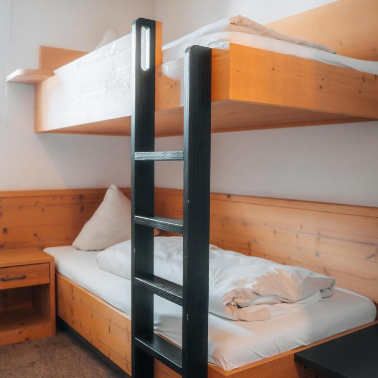Alpinresort Stubaierhof 4S - Familiensuite mit Balkon - 8