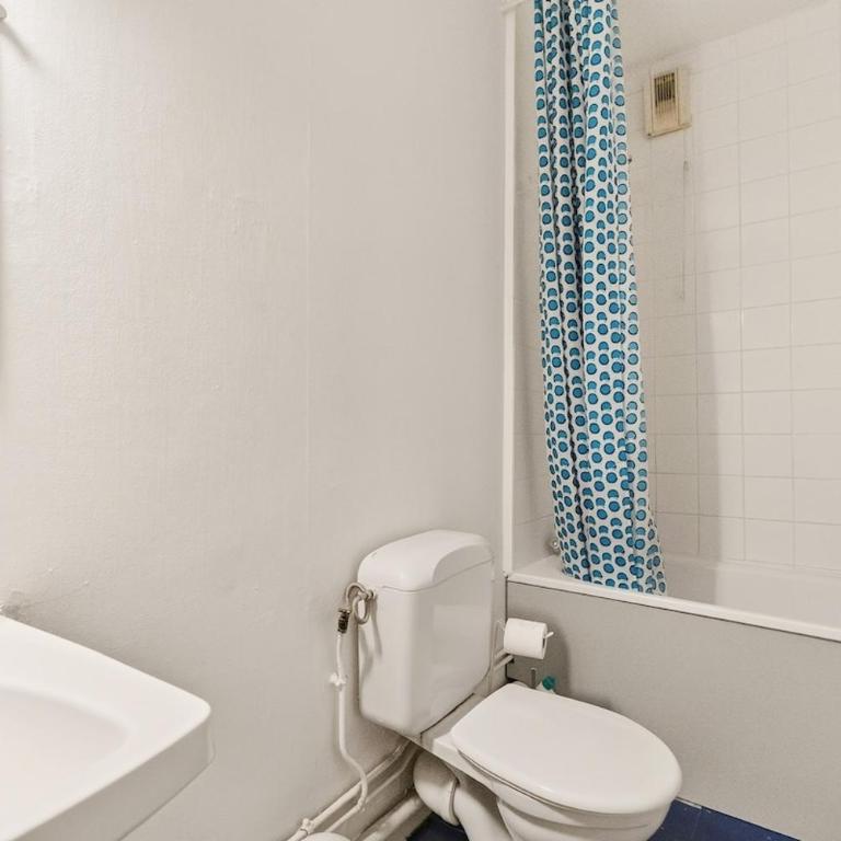 Studio with balcony & parking - Downtown Bordeaux - Studio - 12