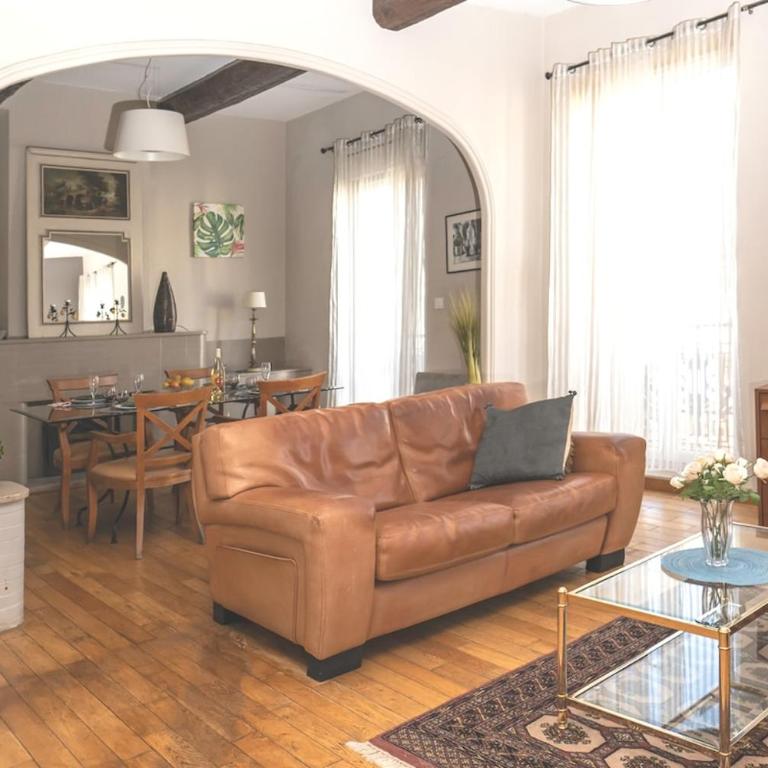 "Air d'Antan"-Meublé de Tourisme 3 étoiles -Résidence "Les Logis de Béziers"-Garage optionnel-Cœur de ville-Plages à 16km ! - Appartement - 1