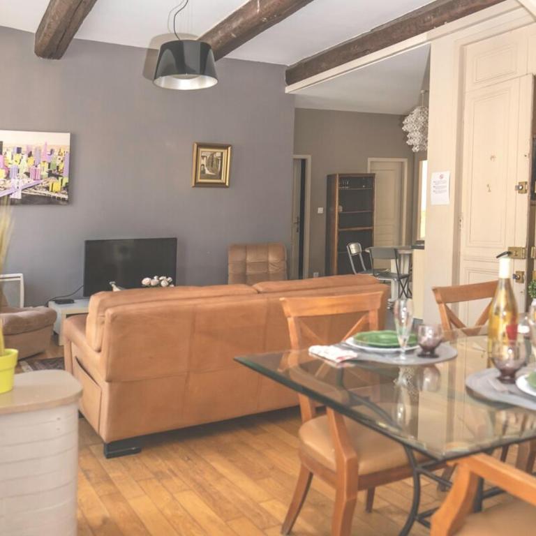 "Air d'Antan"-Meublé de Tourisme 3 étoiles -Résidence "Les Logis de Béziers"-Garage optionnel-Cœur de ville-Plages à 16km ! - Appartement - 24
