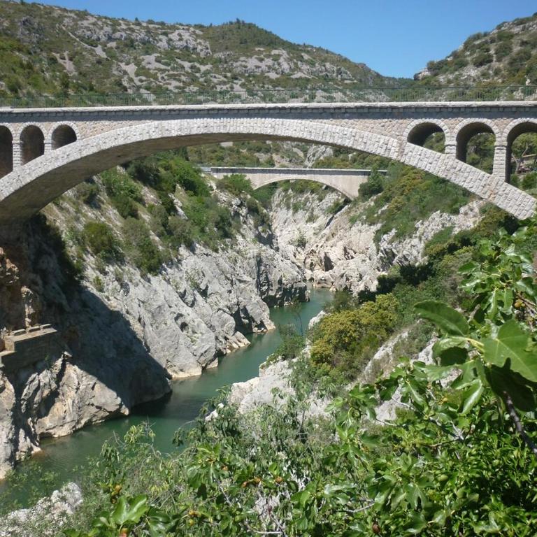 "Air d'Antan"-Meublé de Tourisme 3 étoiles -Résidence "Les Logis de Béziers"-Garage optionnel-Cœur de ville-Plages à 16km ! - Appartement - 77
