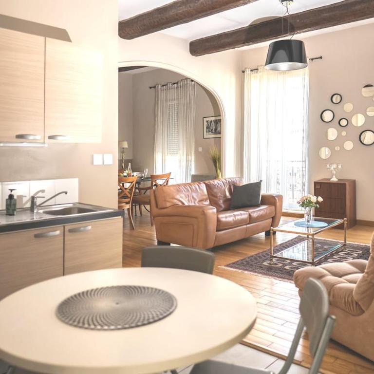 "Air d'Antan"-Meublé de Tourisme 3 étoiles -Résidence "Les Logis de Béziers"-Garage optionnel-Cœur de ville-Plages à 16km ! - Appartement - 20