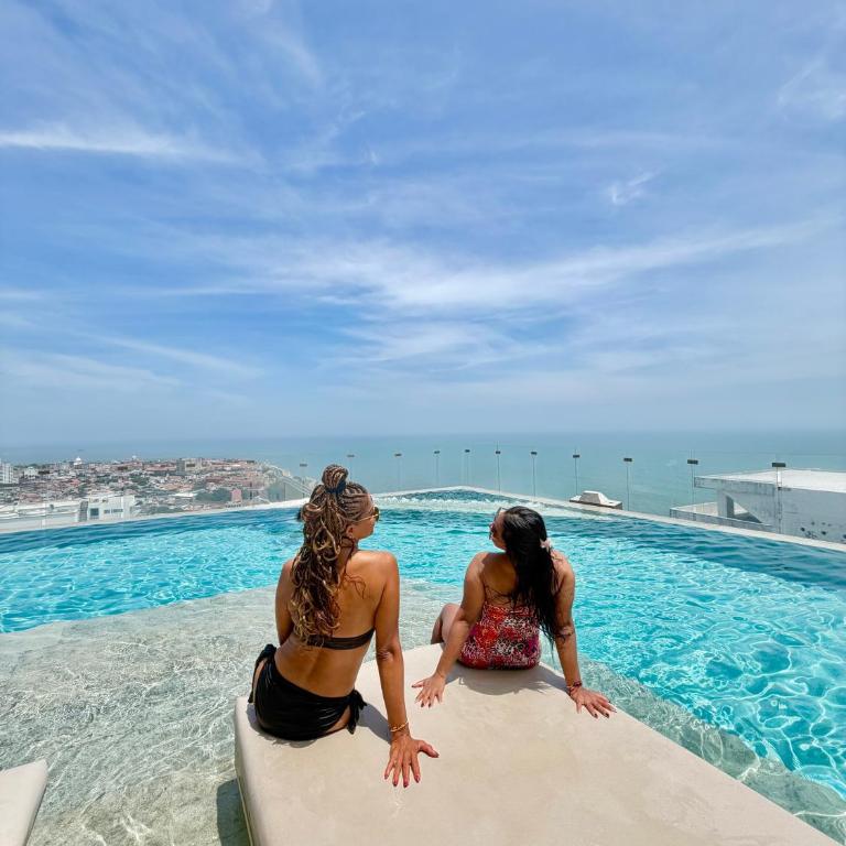 Brand NEW! Ocean front,City 360Views 26FL,FREE Airport pick up by IMZ - Two-Bedroom Apartment - 46