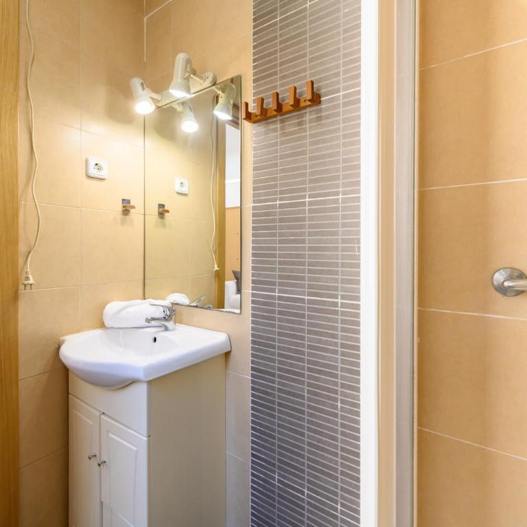 HUE634 - Piso de 1 dormitorio en Tetuán, Madrid - Alquiler temporal - Apartamento de 1 dormitorio - 16