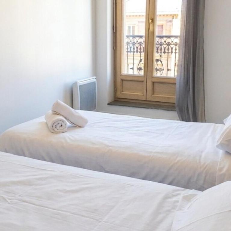 "Évasion"-Meublé de Tourisme 3 étoiles -Résidence "Les Logis de Béziers"-Garage optionnel-Cœur de ville-Plages à 16km ! - Appartement - 12