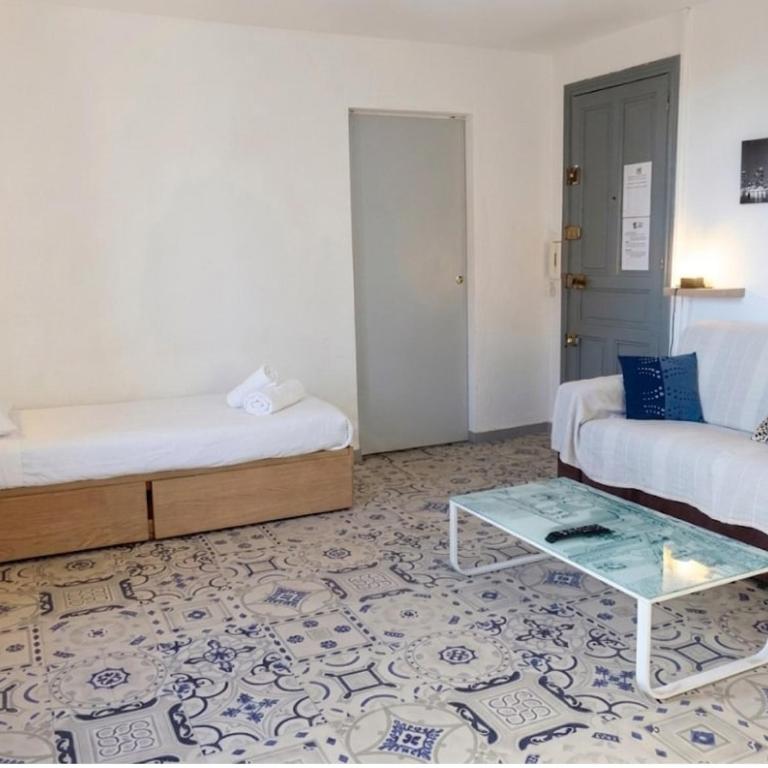 "La Clé dès Champs"-Meublé de Tourisme 3 étoiles -Résidence "Les Logis de Béziers"-Garage optionnel-Cœur de ville-Plages à 16km ! - Appartamento - 8