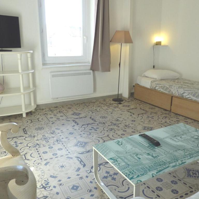 "La Clé dès Champs"-Meublé de Tourisme 3 étoiles -Résidence "Les Logis de Béziers"-Garage optionnel-Cœur de ville-Plages à 16km ! - Appartamento - 7