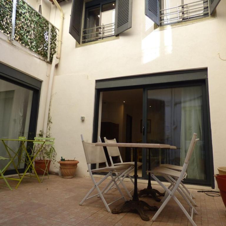 "Côté Cour"-Meublé de Tourisme 3 étoiles -Résidence "Les Logis de Béziers"-Garage optionnel-Cœur de ville-Plages à 16km ! - Appartement - 13