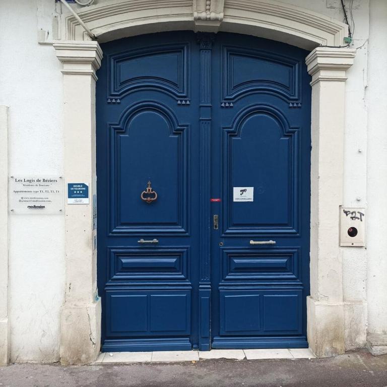"Côté Cour"-Meublé de Tourisme 3 étoiles -Résidence "Les Logis de Béziers"-Garage optionnel-Cœur de ville-Plages à 16km ! - Appartement - 36