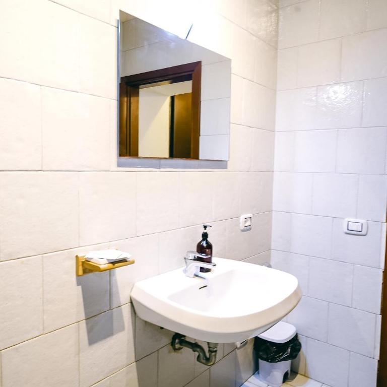 Secret Courtyard Home - Appartamento con 1 Camera da Letto - 18