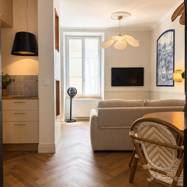 Elegant appartement renove a deux pas de la plage - 5 personnes - Apartment - 9