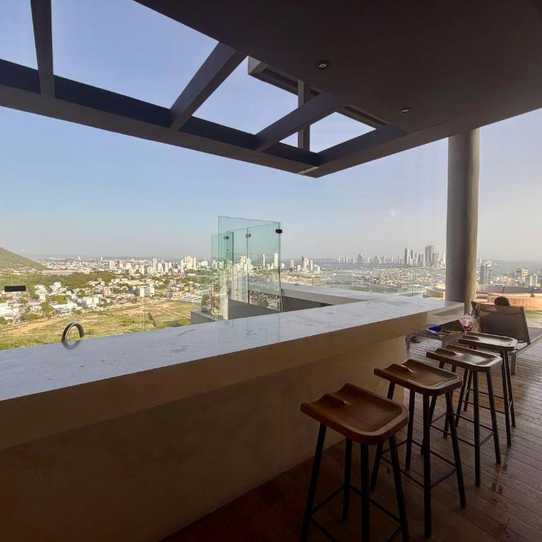 Brand NEW! Ocean front,City 360Views 26FL,FREE Airport pick up by IMZ - Two-Bedroom Apartment - 55