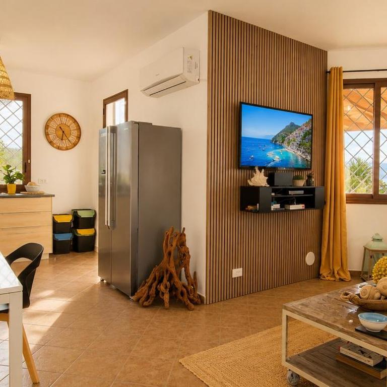 Villa Bellavista Luxury Retreat - Villa Deluxe - 11