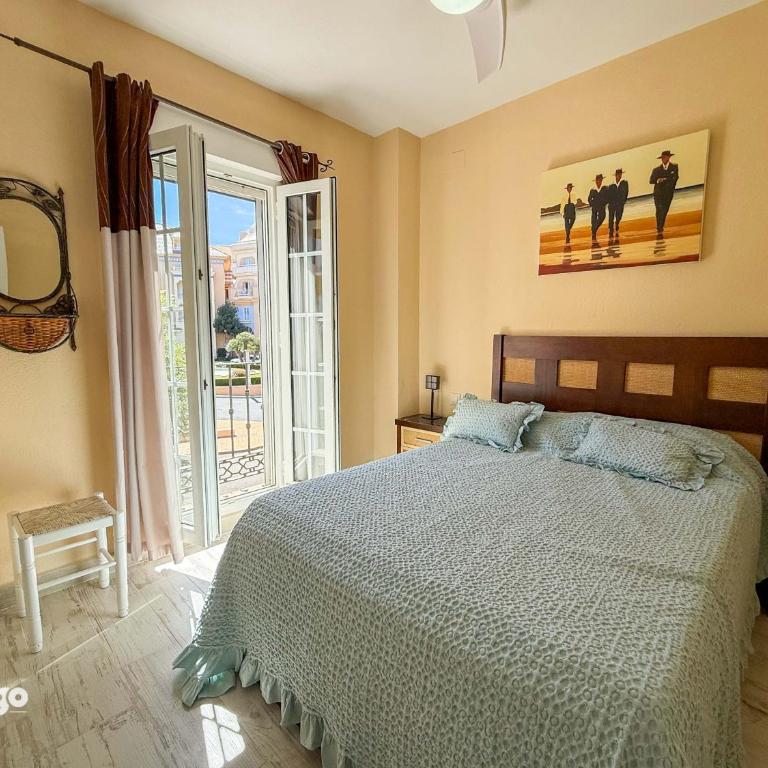 Family Apartment Near the Beach - BON01 - Three-Bedroom Apartment - 11