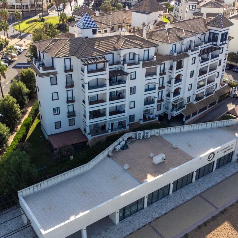 Family Apartment Near the Beach - BON01 - Three-Bedroom Apartment - 28
