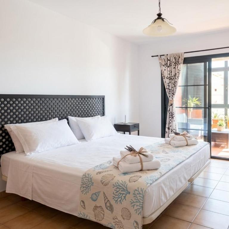 Lush Home Costa Adeje - Garden,BBQ & Swimming Pool - Apartment with Terrace - 3
