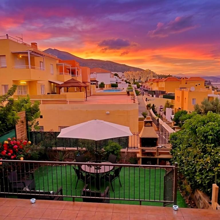 Lush Home Costa Adeje - Garden,BBQ & Swimming Pool - Apartment with Terrace - 7