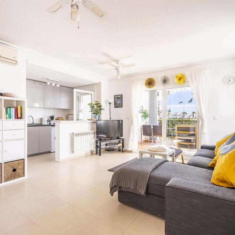 A Lovely Townhouse with golf views LA50 - Casa - 4