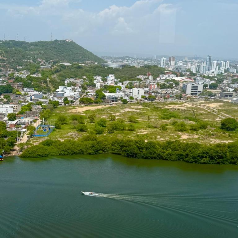 NEW! Ocean & City 360views 25FL FREE Airport pick up BY IMZ - Two-Bedroom Apartment - 68
