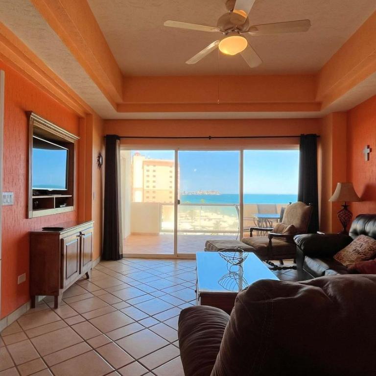 Colorful & Cozy Sandy Beach Condo Palmas G-501 - Apartamento - 7