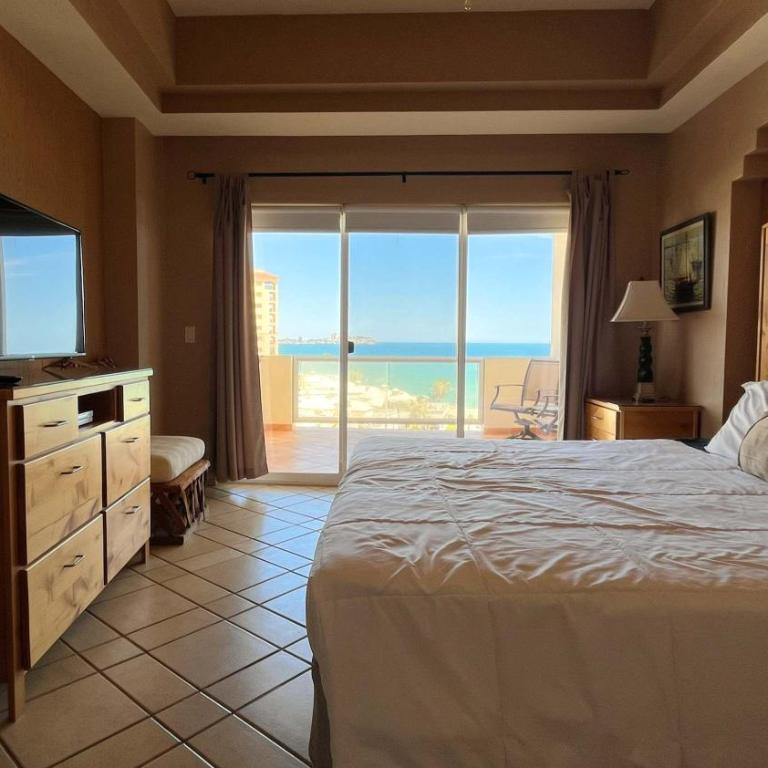 Colorful & Cozy Sandy Beach Condo Palmas G-501 - Apartamento - 10