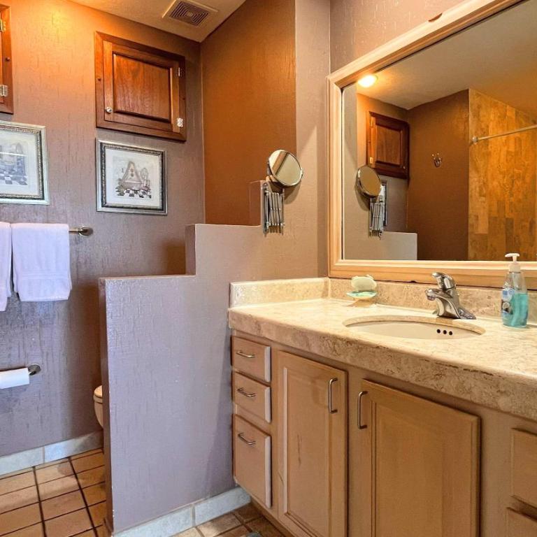 Colorful & Cozy Sandy Beach Condo Palmas G-501 - Apartamento - 12