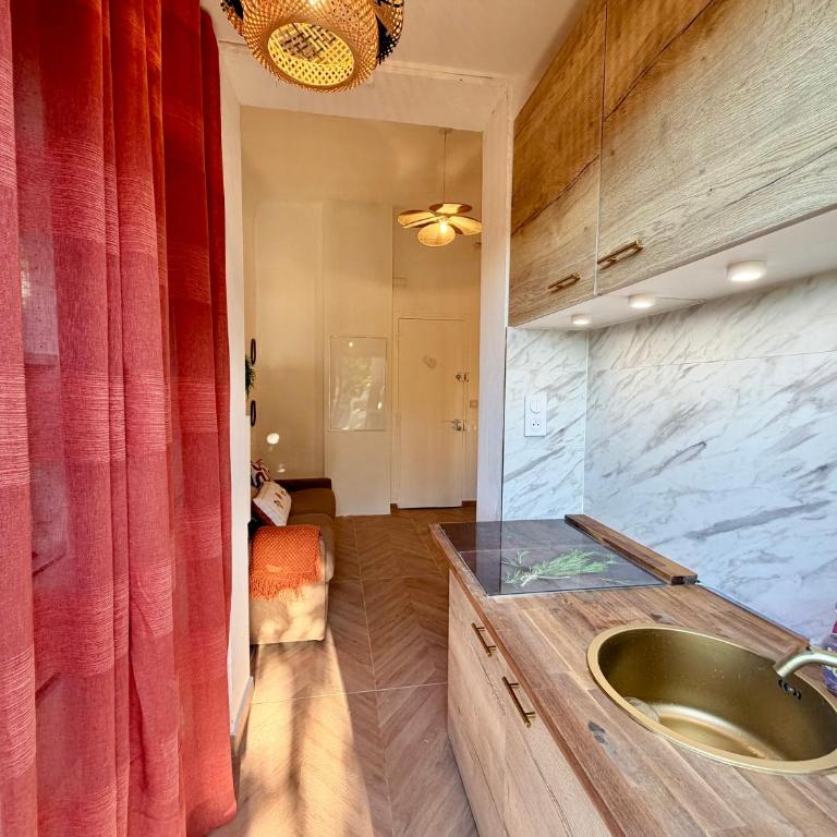 Studio moderne avec jardin à 500 m de la mer - Studio with Garden View - 11