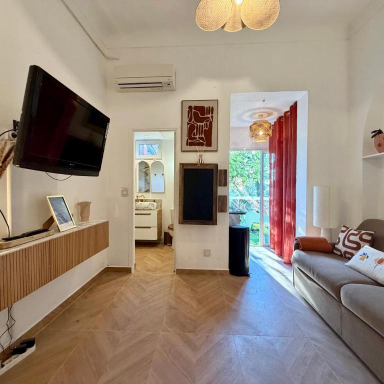 Studio moderne avec jardin à 500 m de la mer - Studio with Garden View - 6