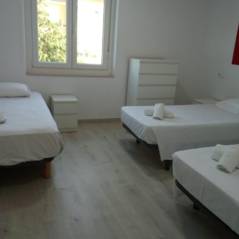 Alojamiento San Martín - Camera Tripla Basic con Bagno in Comune - 8