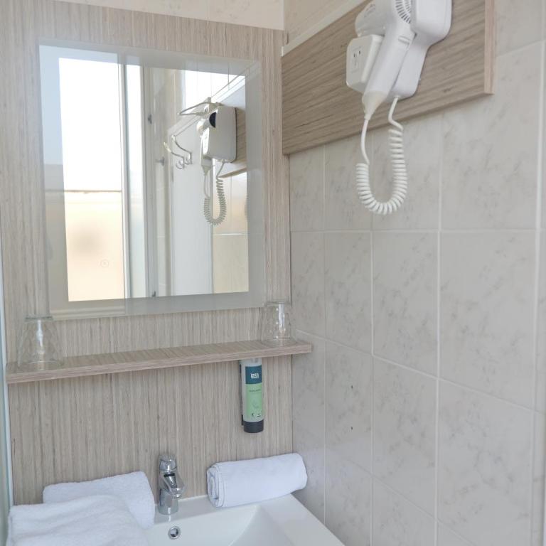 Logis Hôtel Villa Victorine - Chambre Double Supérieure - 2