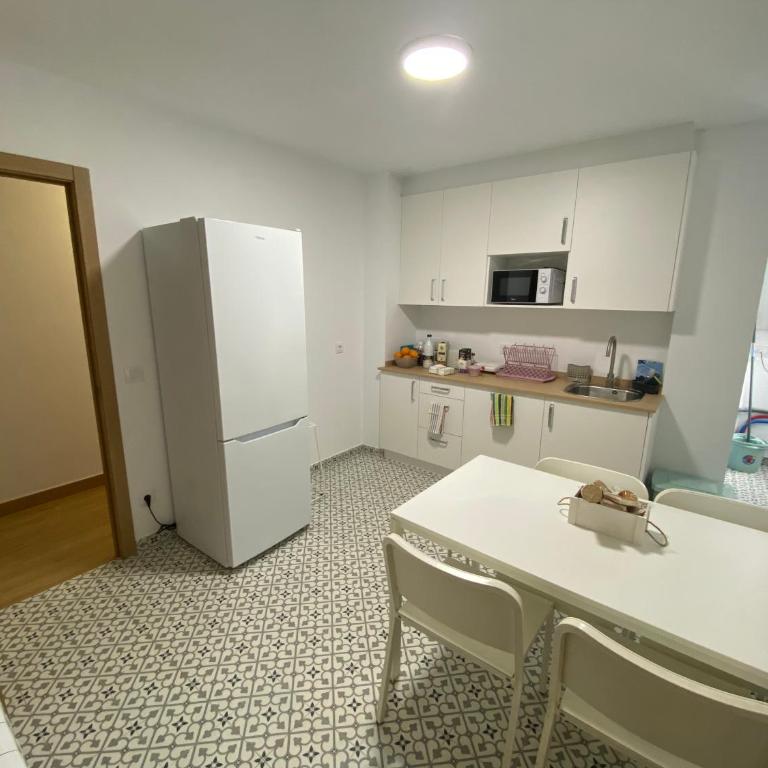 Alojamiento San Martín - Camera Singola con Bagno in Comune - 4