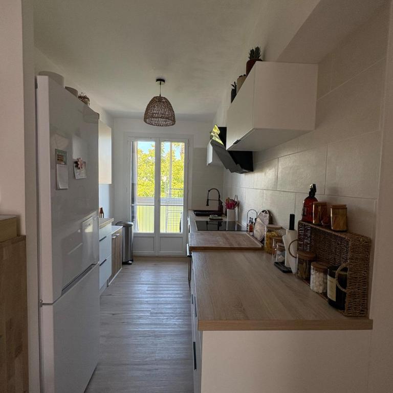 Appartement refait à neuf tout à pied - Two-Bedroom Apartment - 11