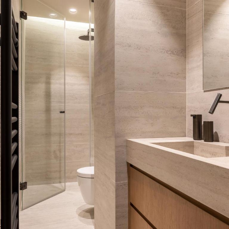 UrbanFlat 110 & 111 - 2 Appartements luxueux pour groupes et familles - Appartement - 23
