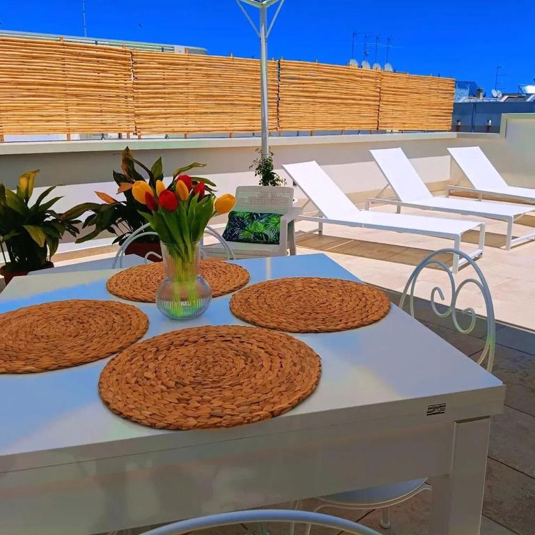 Relax Home - Appartamento con 2 Camere da Letto, Balcone e Terrazza - 1