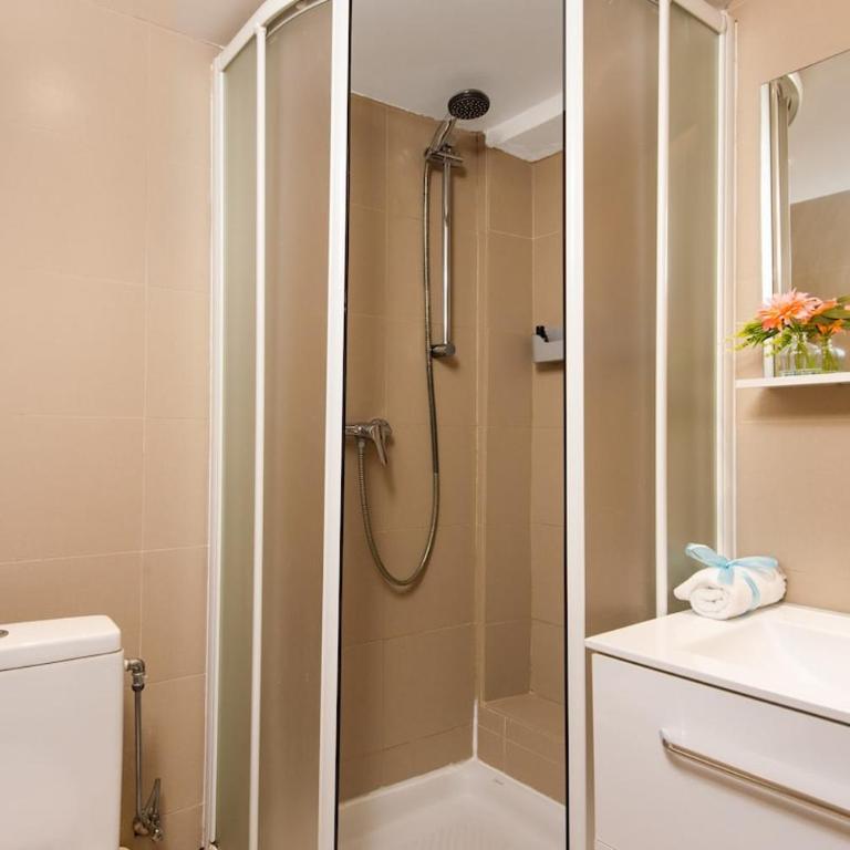 Cyclamen 2 - One-Bedroom Apartment - 11