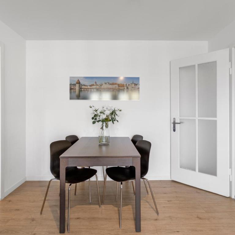 AirHosted - Lucerne City Centre - Apartment mit 2 Schlafzimmern - 50