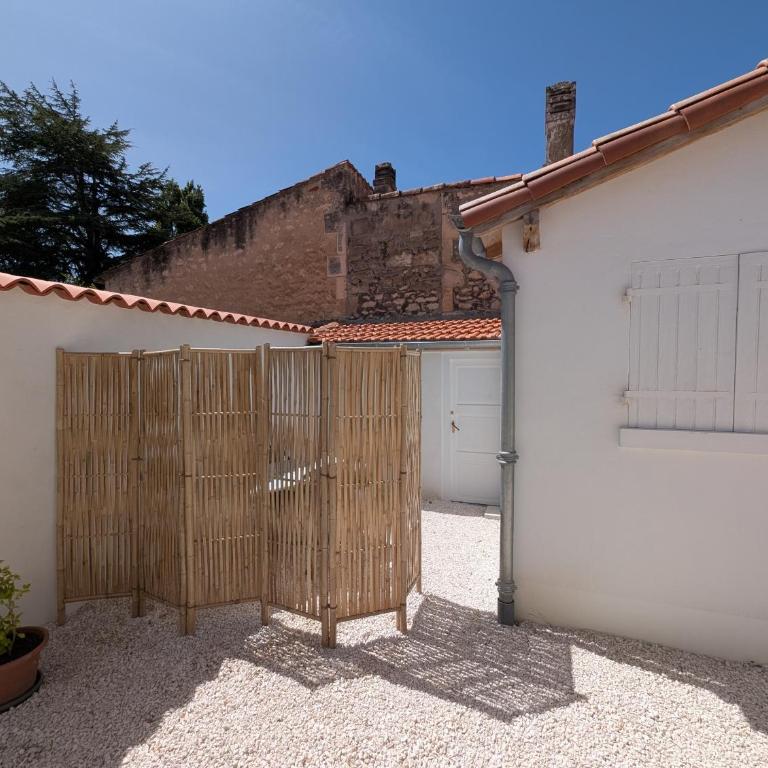 Charmant studio rénové à quelques pas de la plage - Studio avec mezzanine - 14