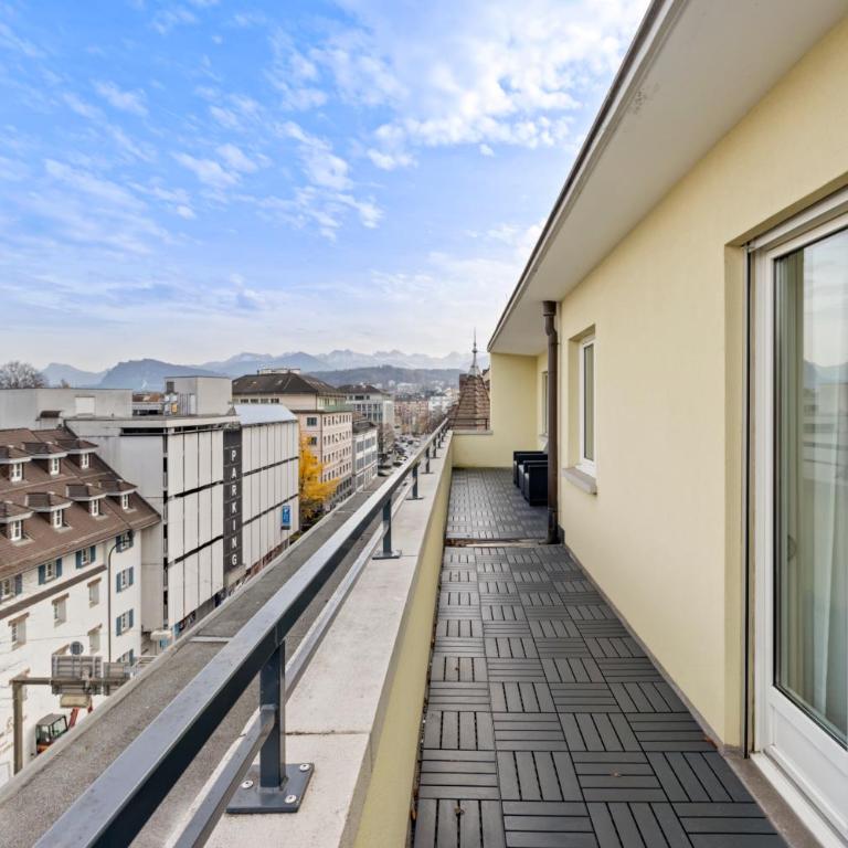 AirHosted - Lucerne City Centre - Apartment mit 2 Schlafzimmern - 60