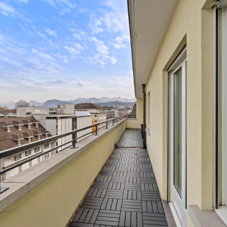 AirHosted - Lucerne City Centre - Apartment mit 2 Schlafzimmern - 65