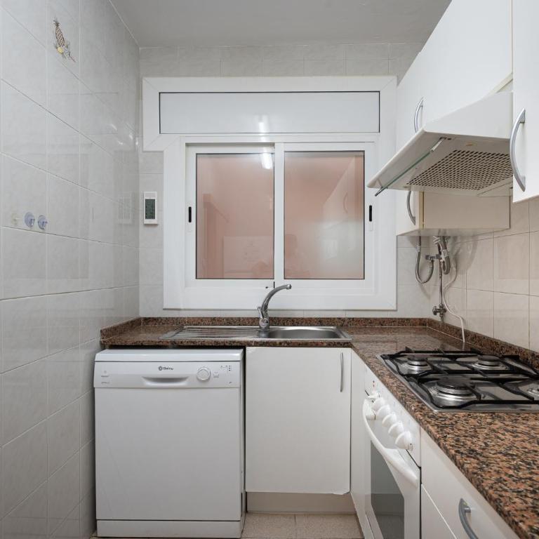 AT174 Apartamento en segunda línea de la playa, wifi - Apartamento de 3 dormitorios - 11
