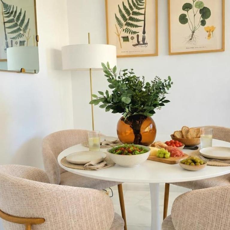 La Roca Calle Brasil 2 bed apartment with sea views Short walk to the beach and Nogalera by NAMASTE ELITE - Apartment - 16