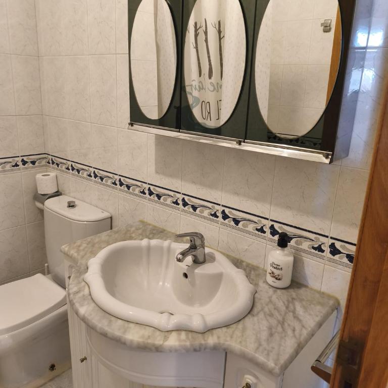 ADOSADO Avda BREOGAN 71 - Casa de 4 dormitorios - 27