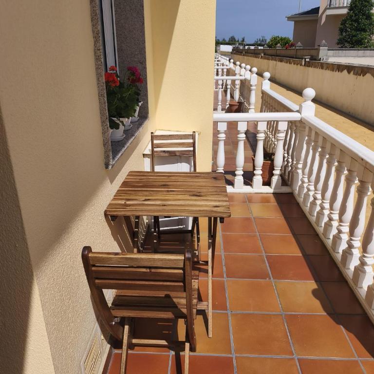 ADOSADO Avda BREOGAN 71 - Casa de 4 dormitorios - 35