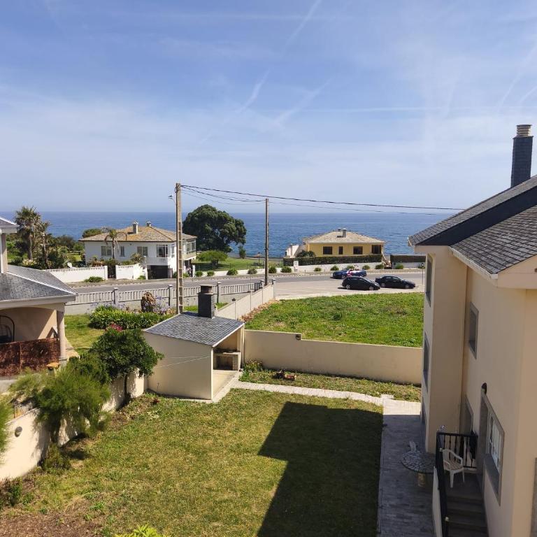 ADOSADO Avda BREOGAN 71 - Casa de 4 dormitorios - 32