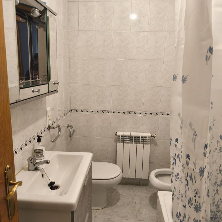 ADOSADO Avda BREOGAN 71 - Casa de 4 dormitorios - 29