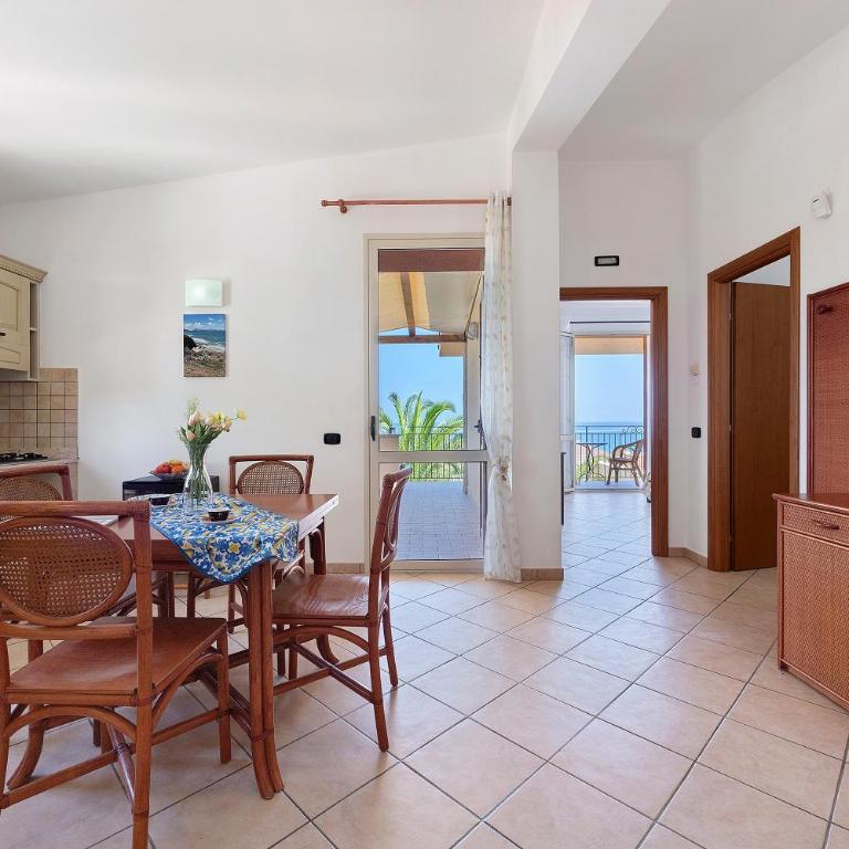 Casa Onda Azzurra - Appartamento Deluxe con 2 Camere da Letto e Vista Oceano - 6